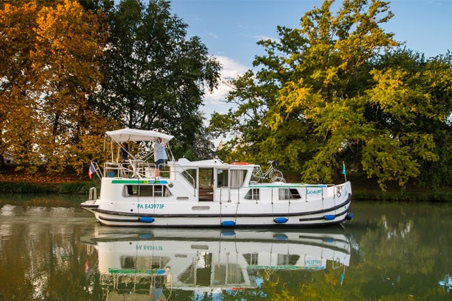 Penichette-1020FB-Bimini penichette 1020 fb locaboat