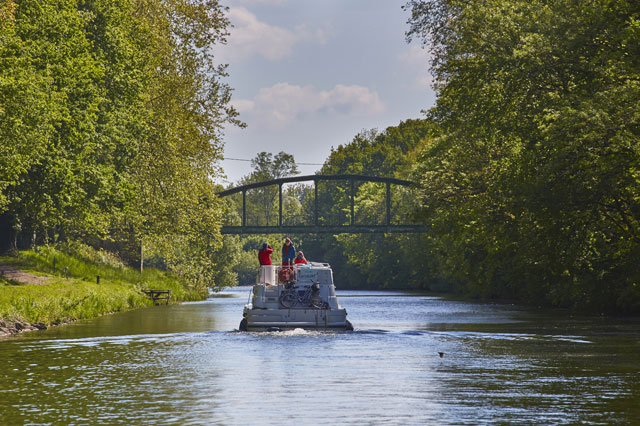 Location de bateau sur le Doubs : votre croisière fluviale en Bourgogne