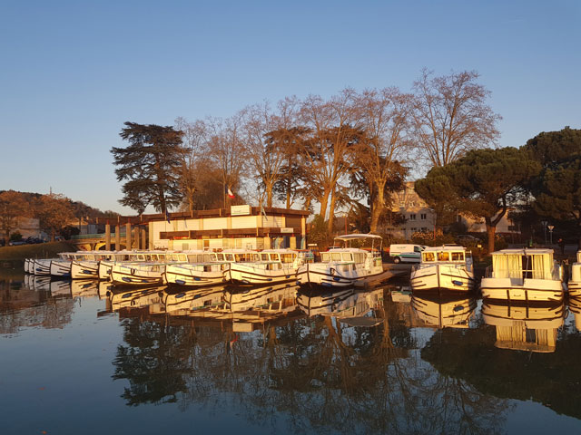 Quel bateau pour naviguer sur les canaux ?