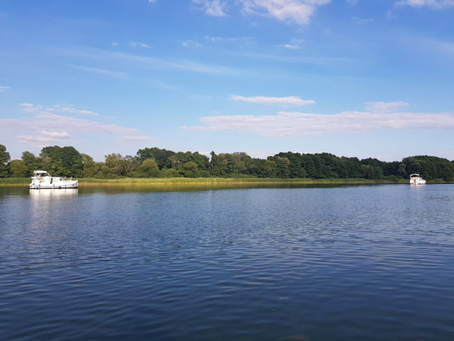 Tipp: Mit dem Hausboot Schwerin besuchen