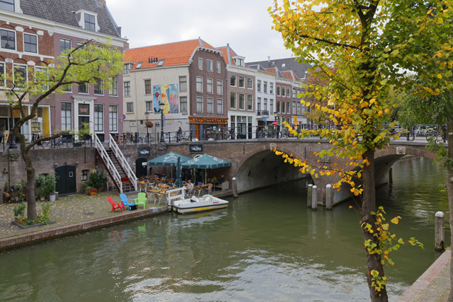 Terrassenträumer und Grachtengenießer: Mit dem Hausboot durch Utrecht