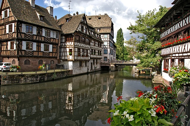 Hinein in die Europastadt! Mit dem Hausboot Straßburg erkunden