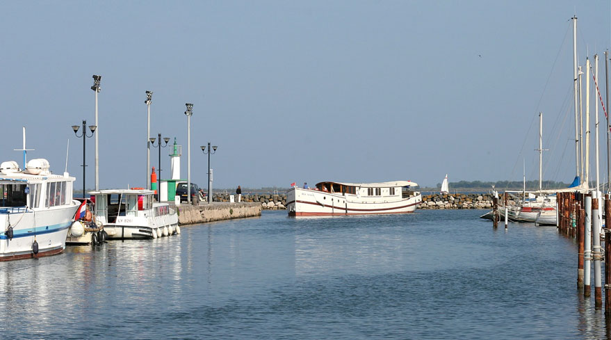 Boat trip on the Petite Camargue